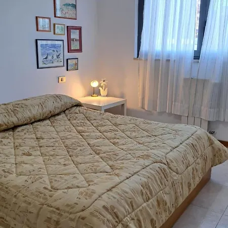 Tiburtina Apartment *