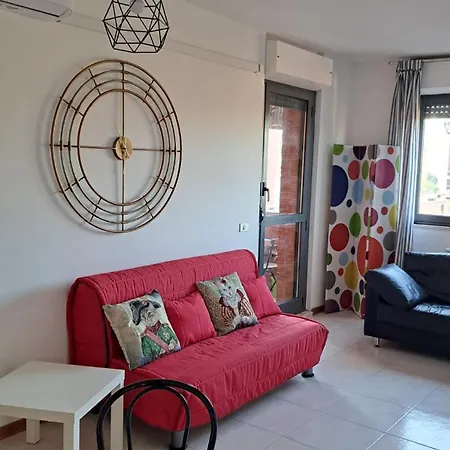 Tiburtina Apartment *